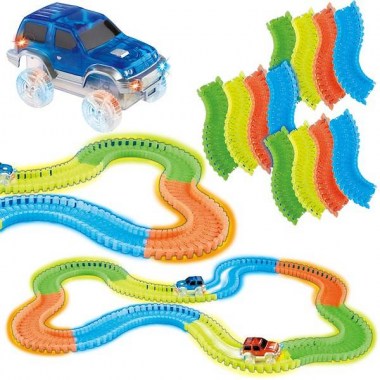 pol_pl_Tor wyscigowy elastyczny zestaw 220 elementow magic track autko na baterie dla dzieci 33031_7